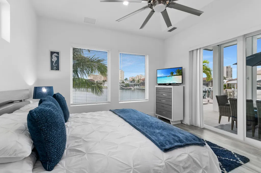826 Banyan Court Marco Island FL 34145