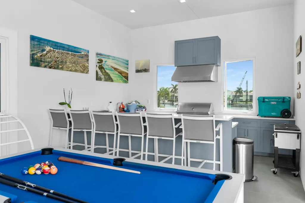 826 Banyan Court Marco Island FL 34145