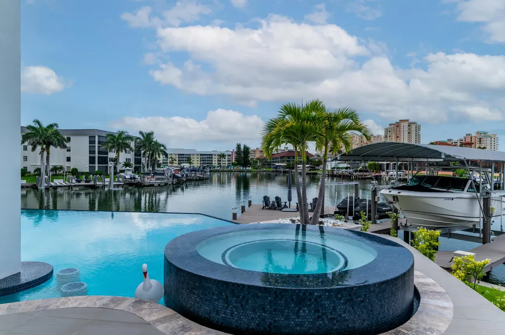 826 Banyan Court Marco Island FL 34145