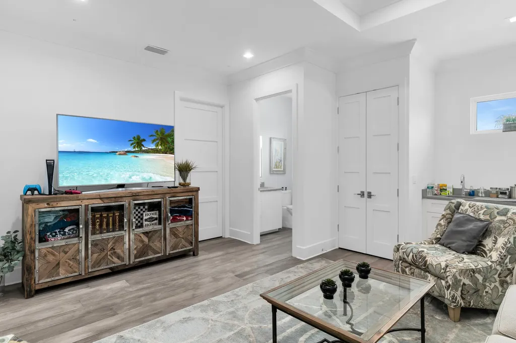 826 Banyan Court Marco Island FL 34145
