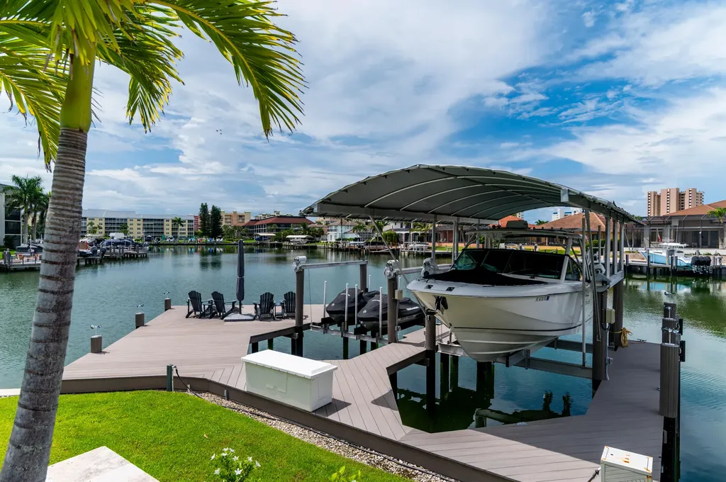 826 Banyan Court Marco Island FL 34145