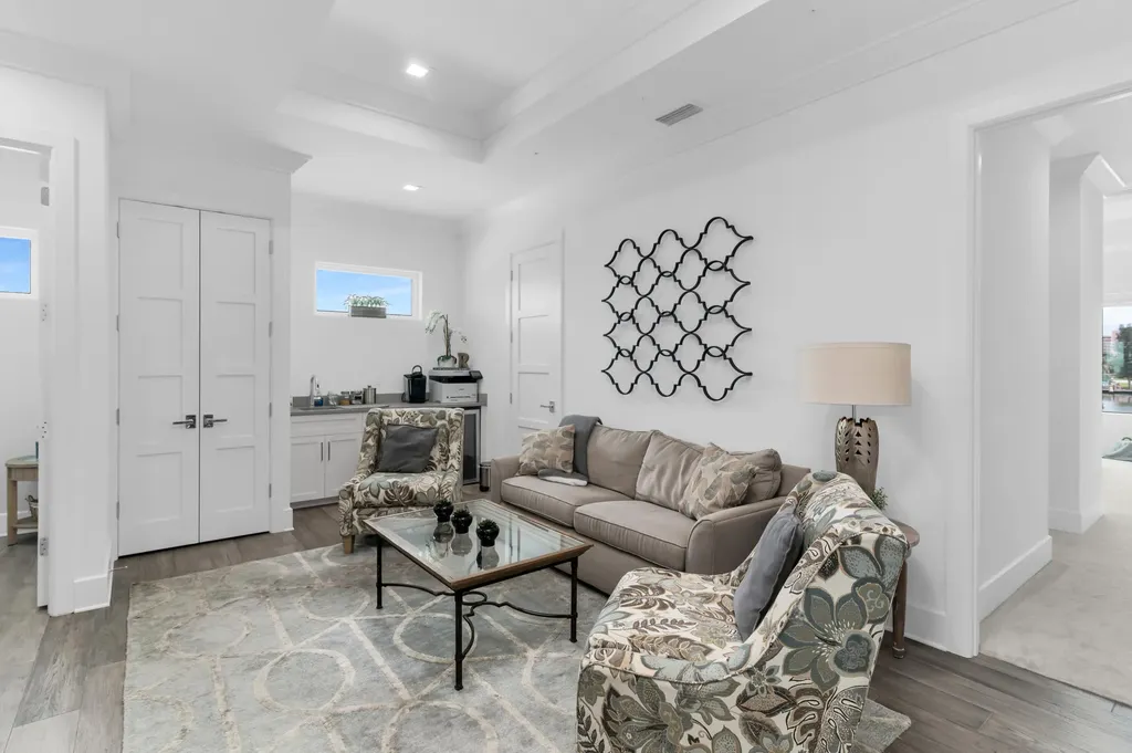 826 Banyan Court Marco Island FL 34145