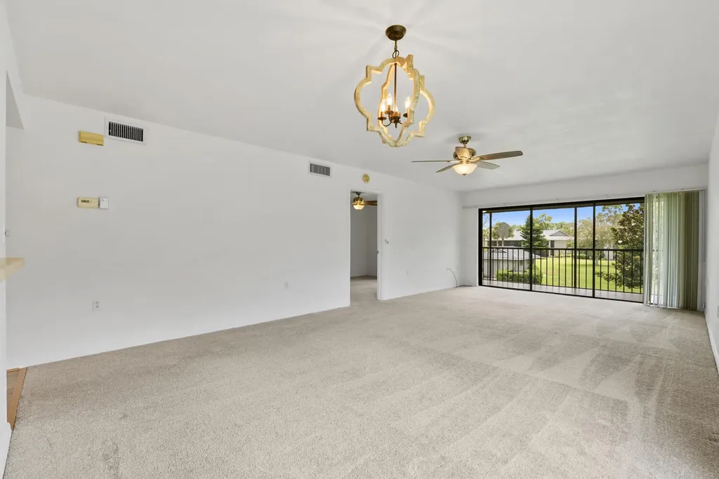 1208 Commonwealth Circle Naples FL 34116