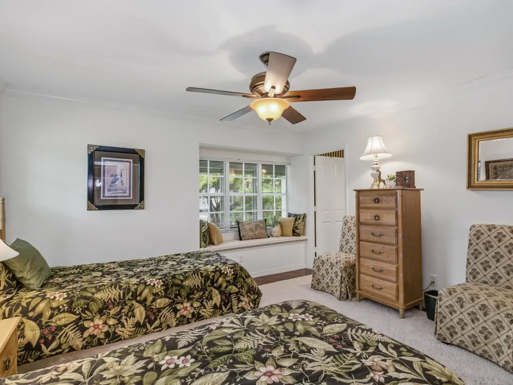 2847 Aintree Lane Naples FL 34112