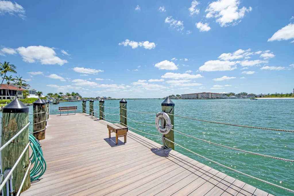 60 W Pelican Naples FL 34113