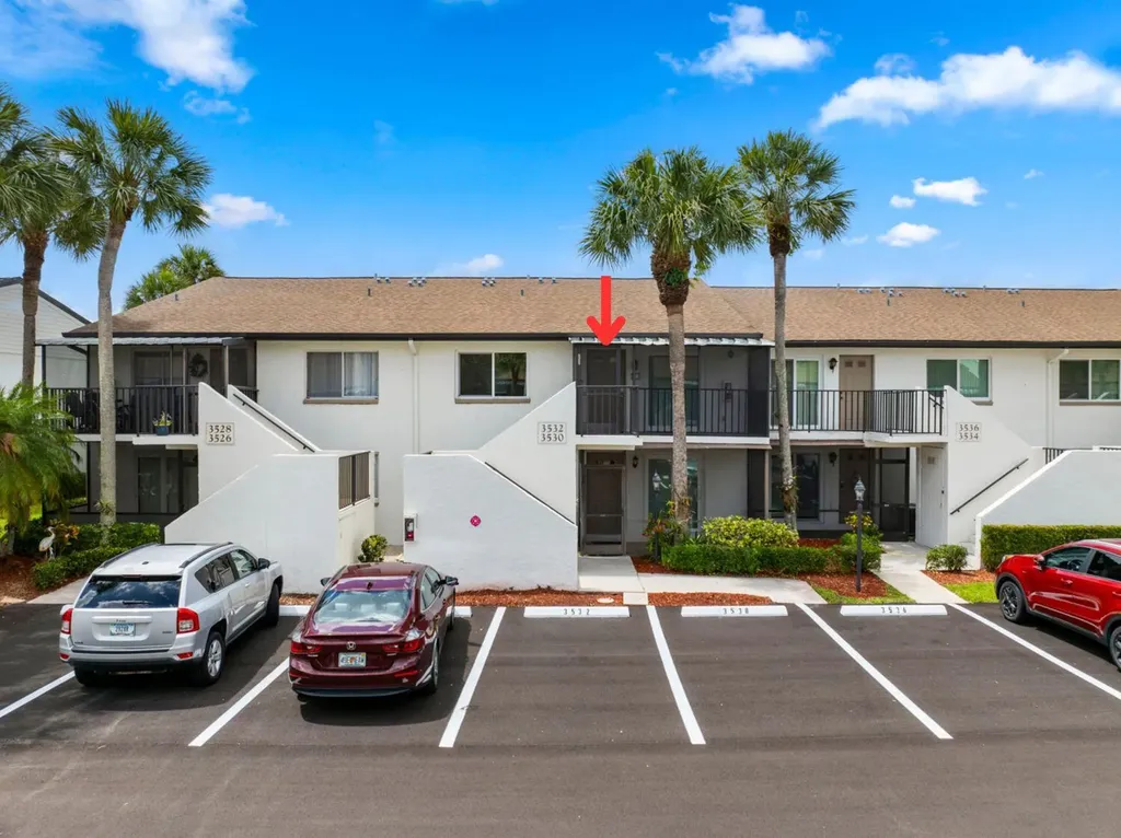 3532 Antarctic Circle Naples FL 34112