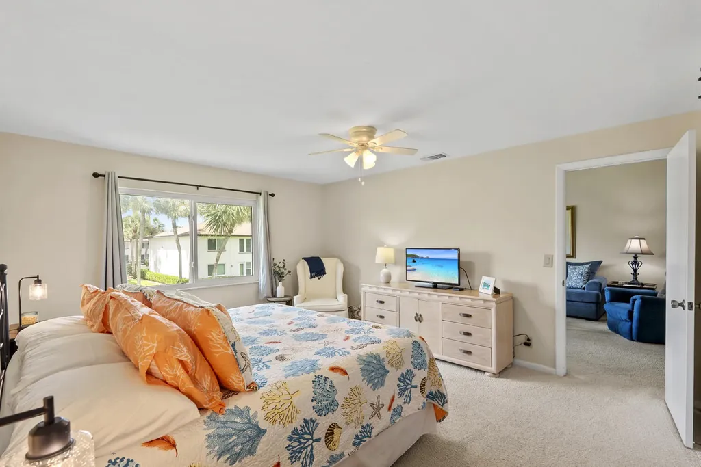 3532 Antarctic Circle Naples FL 34112