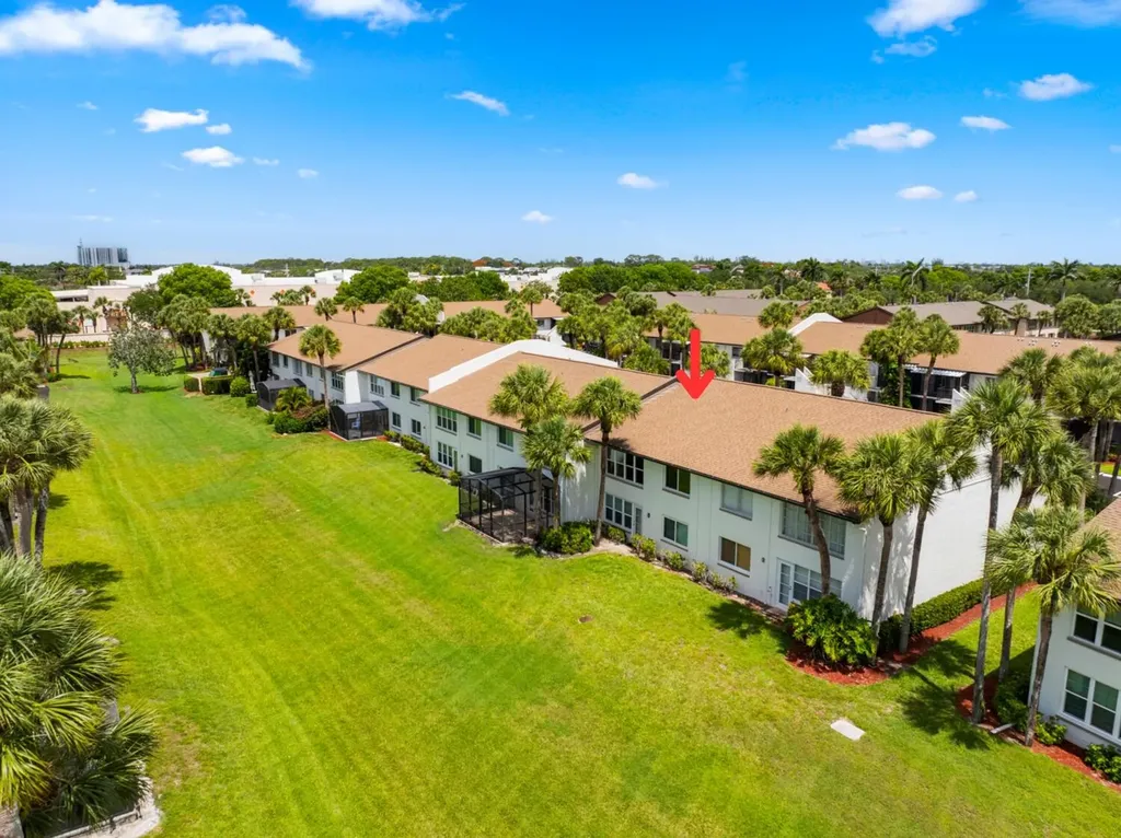 3532 Antarctic Circle Naples FL 34112