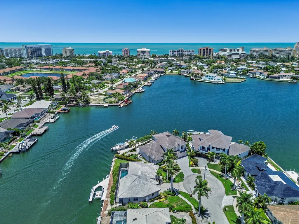 495 Adirondack Court Marco Island FL 34145