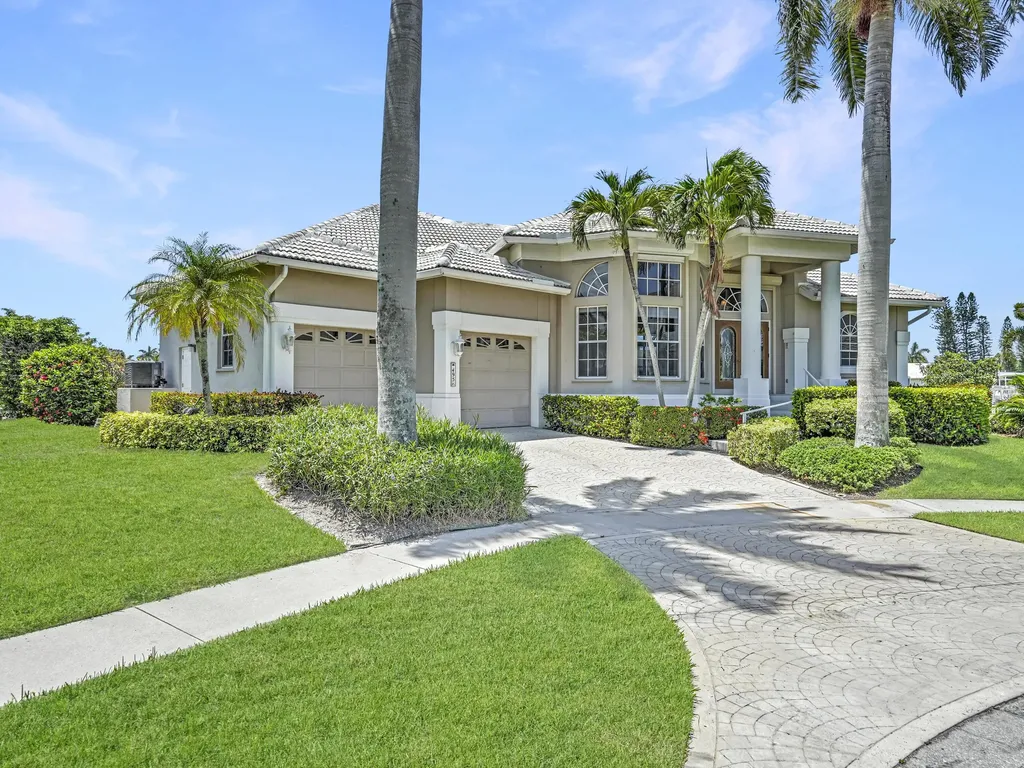 495 Adirondack Court Marco Island FL 34145