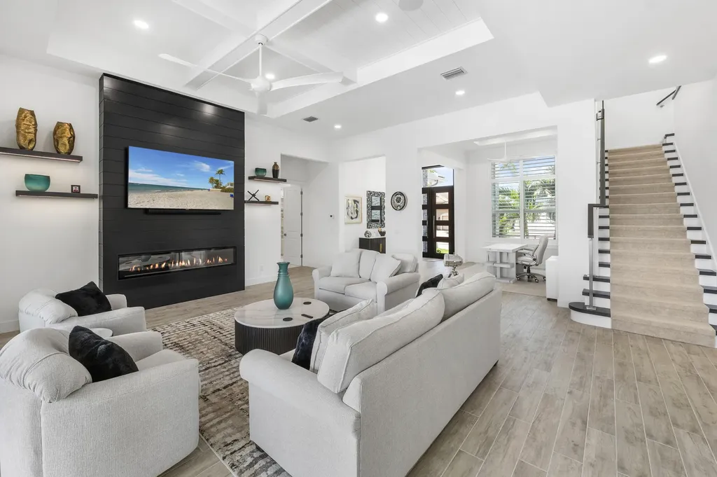 777 Bluebonnet Court Marco Island FL 34145
