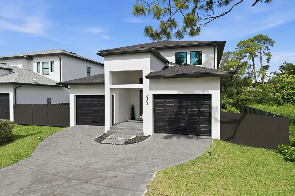 3384 Canal Street Naples FL 34112