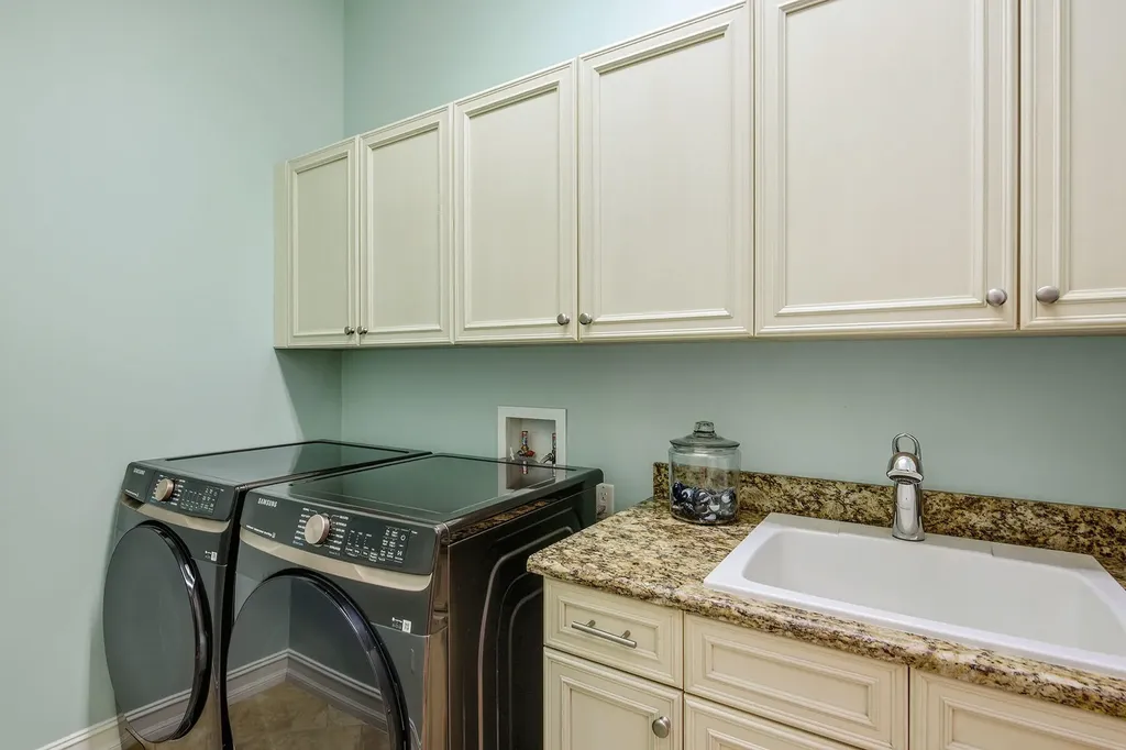 7397 Byrons Way Naples FL 34113