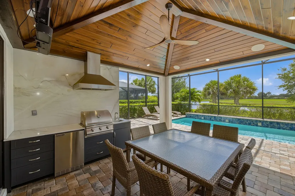 2764 Amaranda Court Naples FL 34114