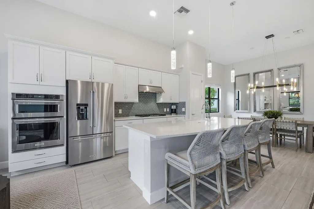 2764 Amaranda Court Naples FL 34114