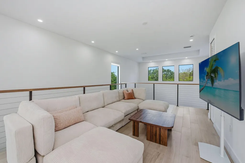 3400 Canal Street Naples FL 34112