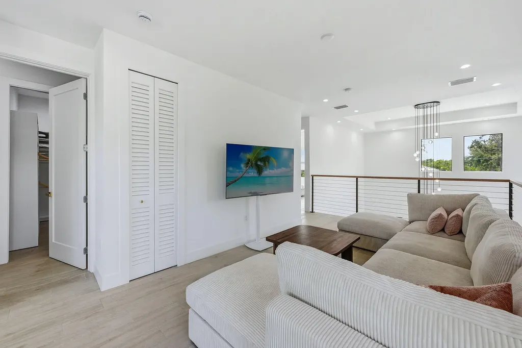 3400 Canal Street Naples FL 34112