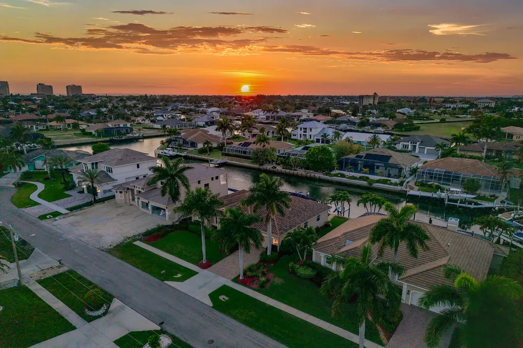 1036 Admiralty Court Marco Island FL 34145