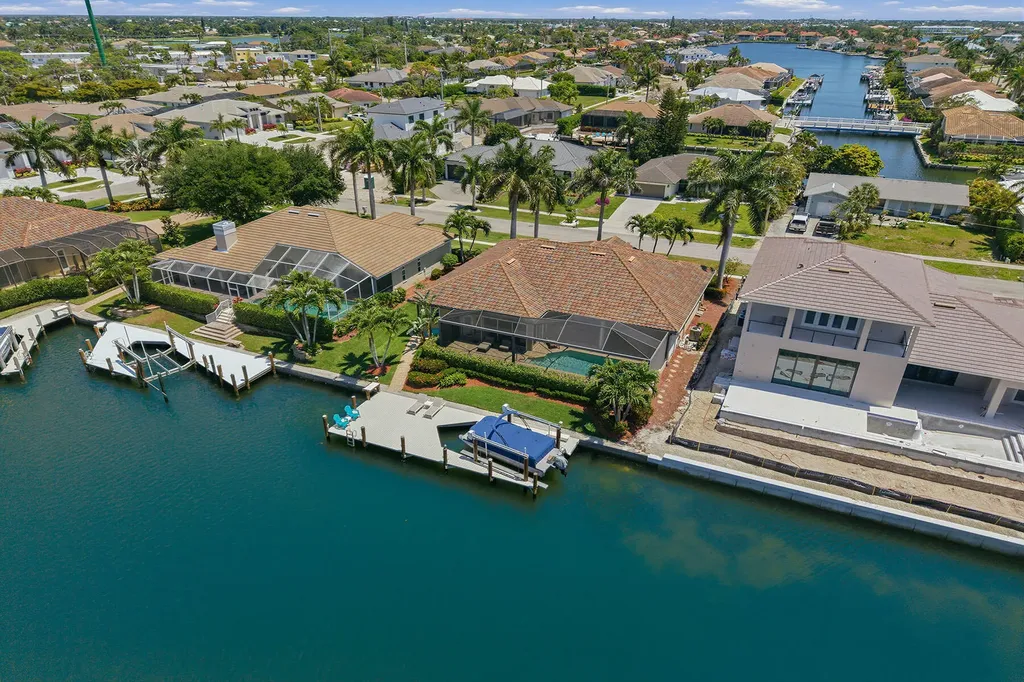 1036 Admiralty Court Marco Island FL 34145