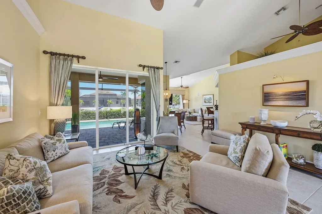 1036 Admiralty Court Marco Island FL 34145