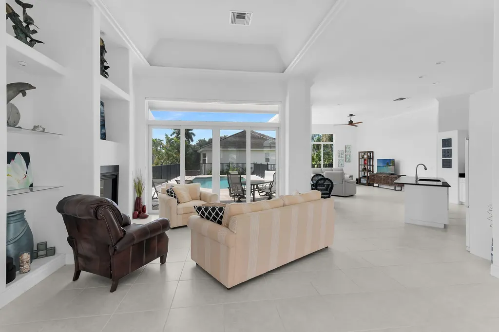 405 Driftwood Court Marco Island FL 34145