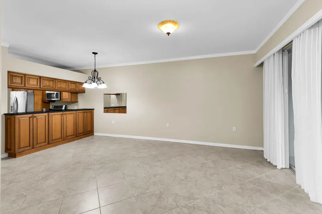 365 Stella Maris Drive N Naples FL 34114