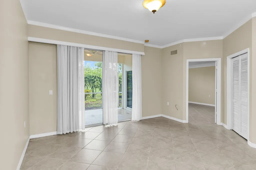 365 Stella Maris Drive N Naples FL 34114
