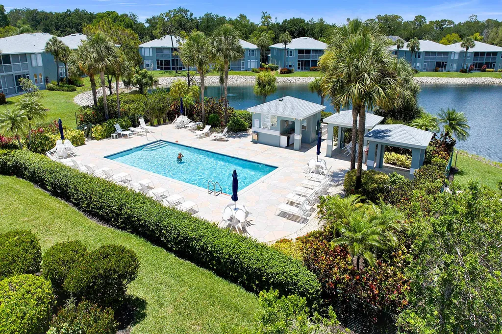 925 New Waterford Drive Naples FL 34104