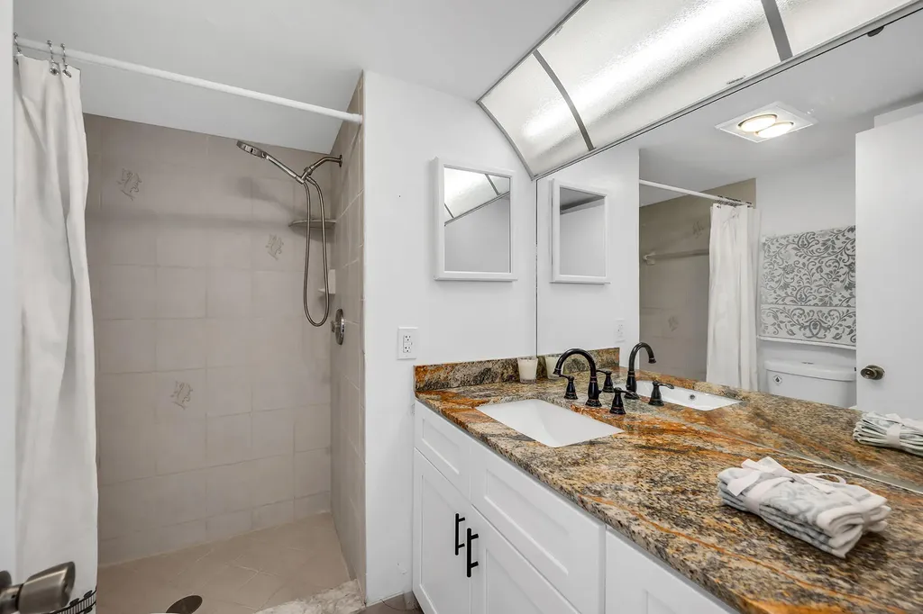 499 Forest Lakes Boulevard Naples FL 34105