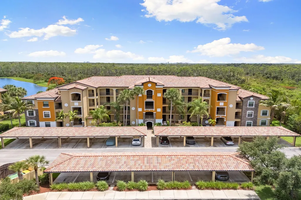 9735 Acqua Court Naples FL 34113