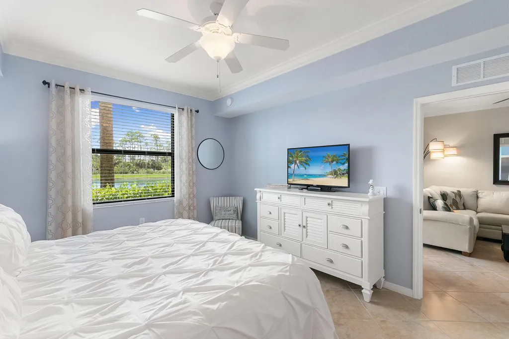 9735 Acqua Court Naples FL 34113