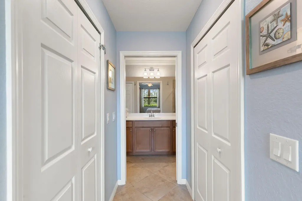 9735 Acqua Court Naples FL 34113