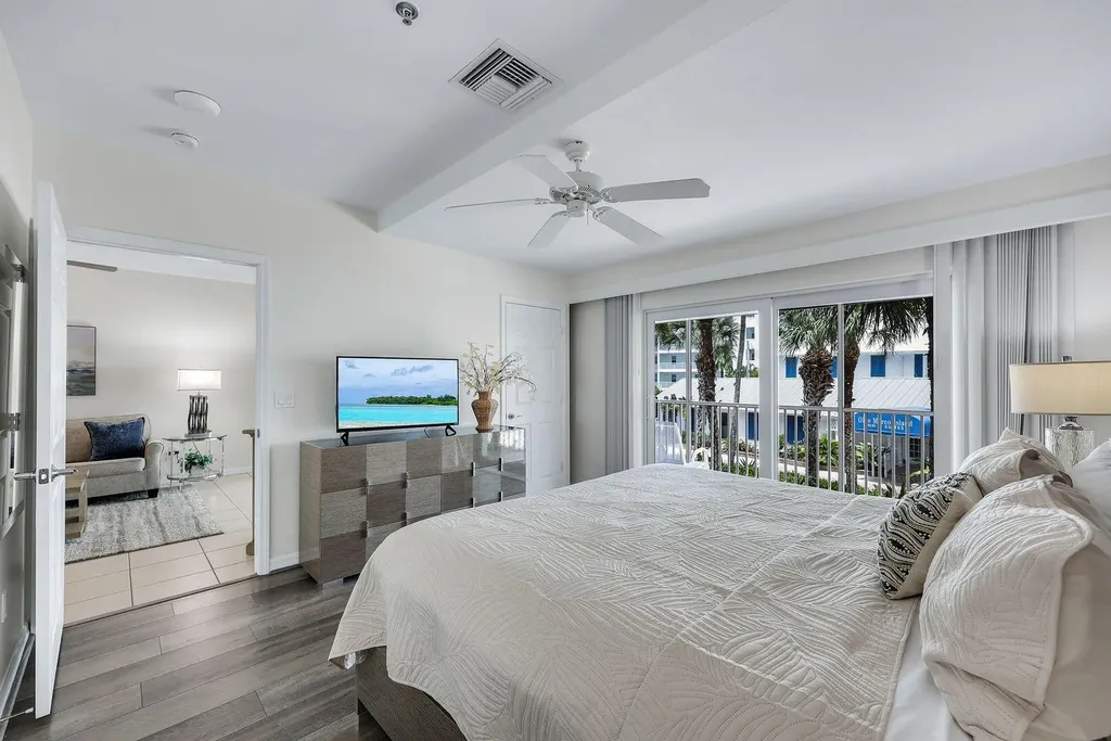 160 Palm Street Marco Island FL 34145