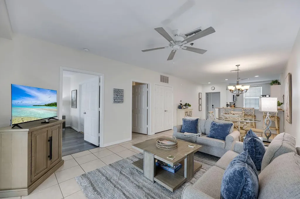 160 Palm Street Marco Island FL 34145