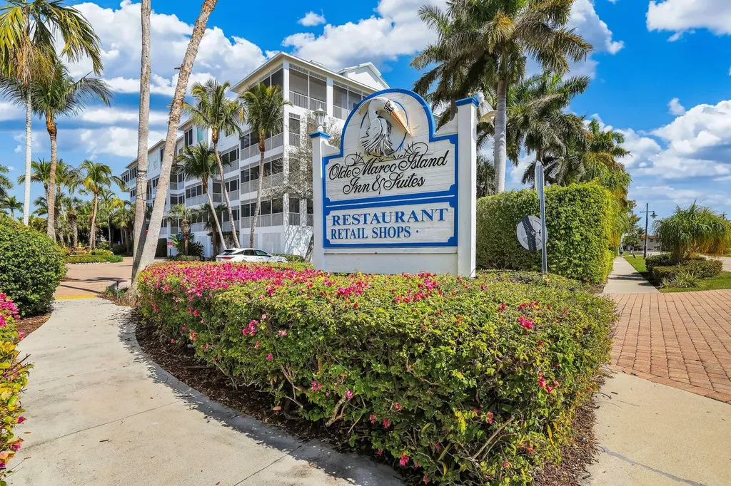 160 Palm Street Marco Island FL 34145