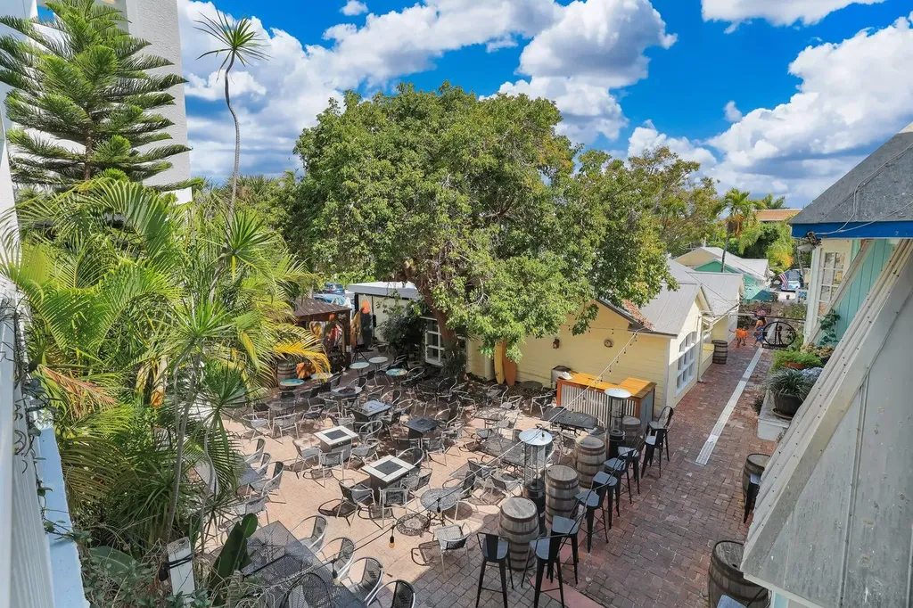 160 Palm Street Marco Island FL 34145