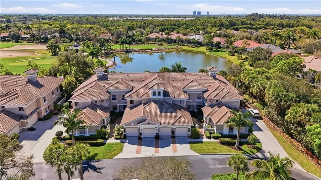 Naples FL, 3990 Deer Crossing Court, Unit 102
