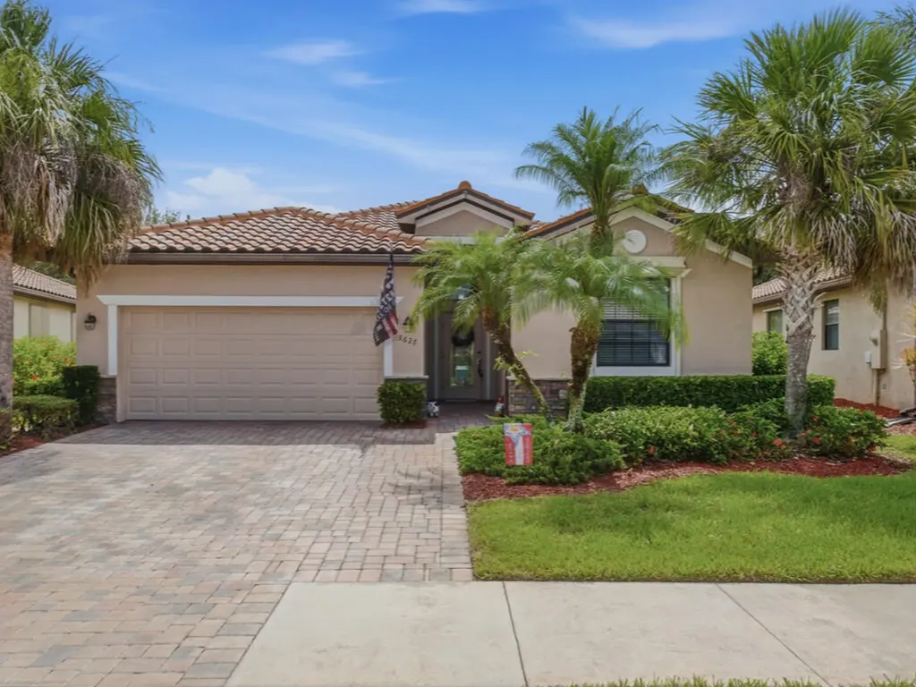 3627 Treasure Cove Circle Naples FL 34114