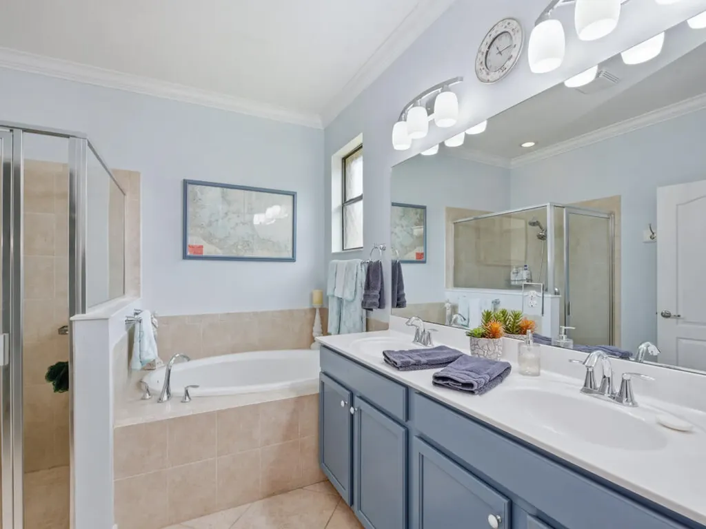 3627 Treasure Cove Circle Naples FL 34114