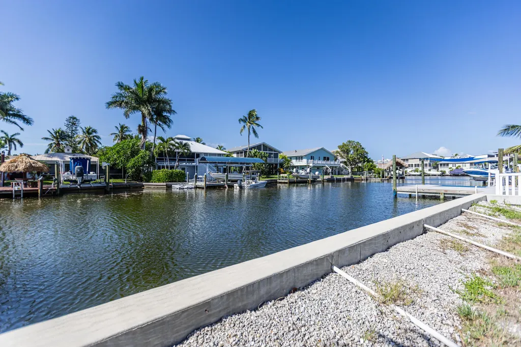 574 S Coconut Avenue Goodland FL 34140