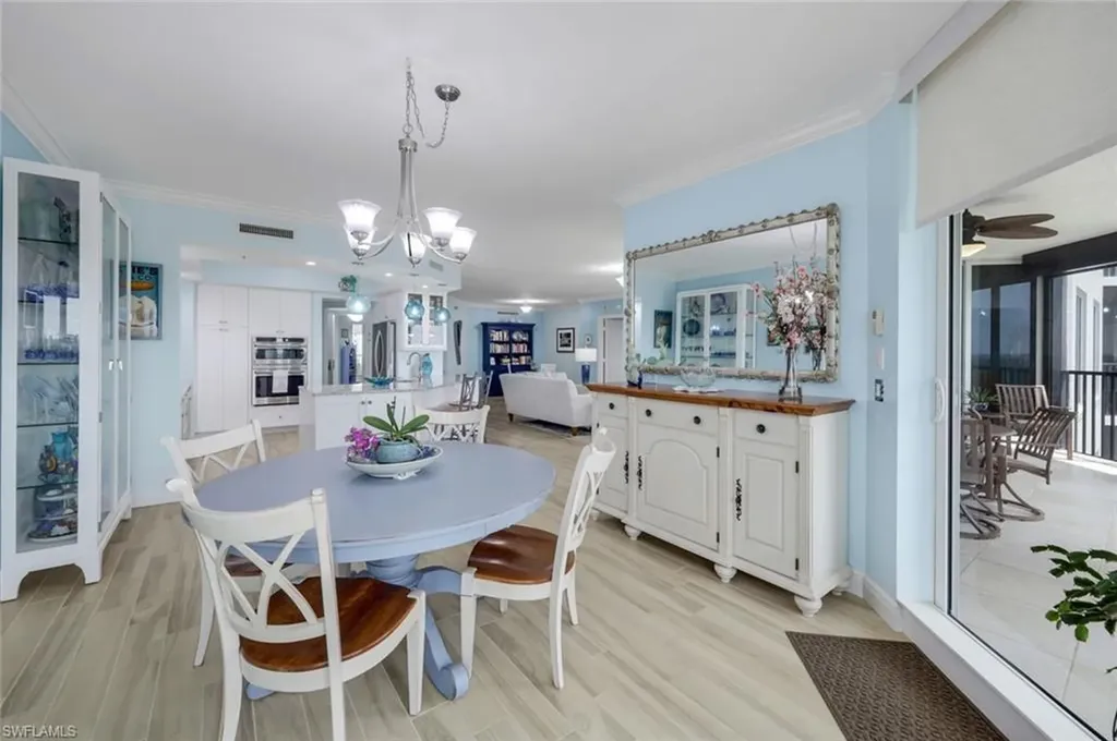 1060 Borghese Lane Naples FL 34114