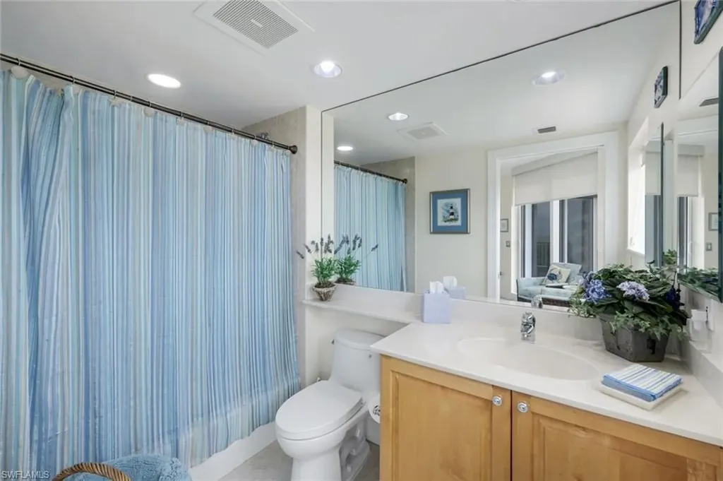 1060 Borghese Lane Naples FL 34114