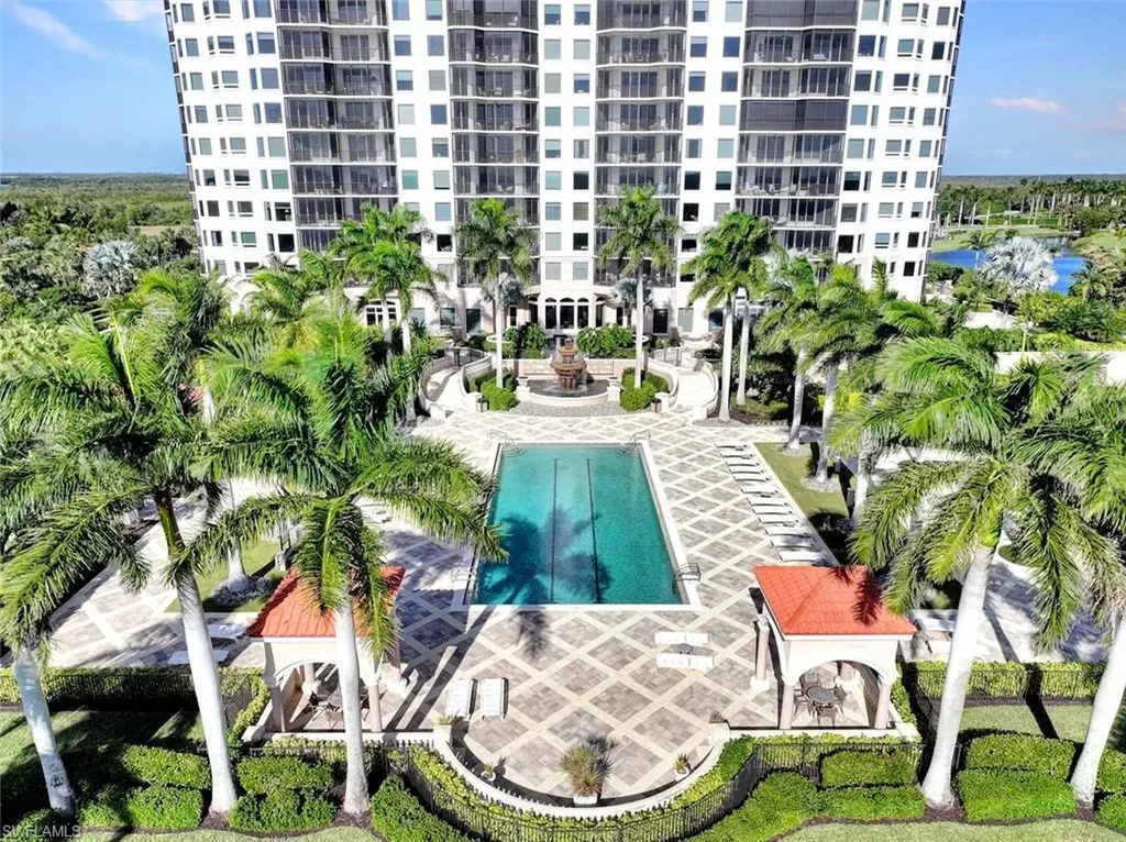 1060 Borghese Lane Naples FL 34114