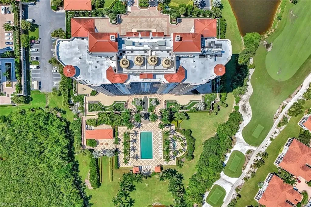 1060 Borghese Lane Naples FL 34114