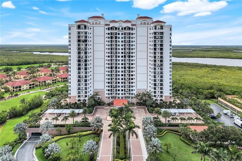1060 Borghese Lane Naples FL 34114