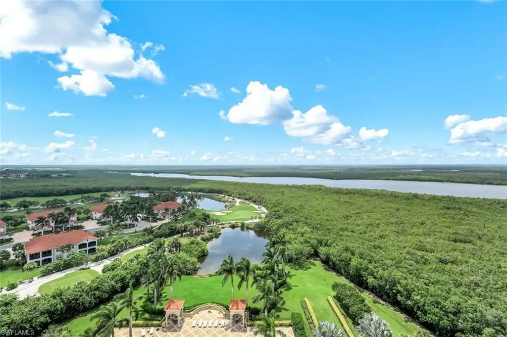 1060 Borghese Lane Naples FL 34114