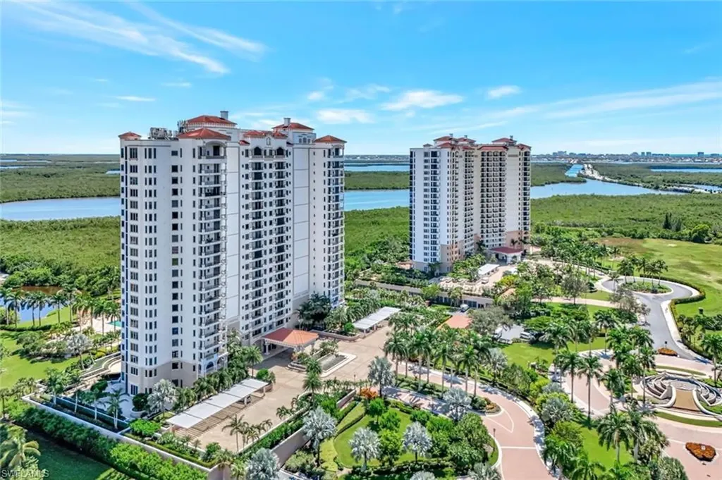 1060 Borghese Lane Naples FL 34114