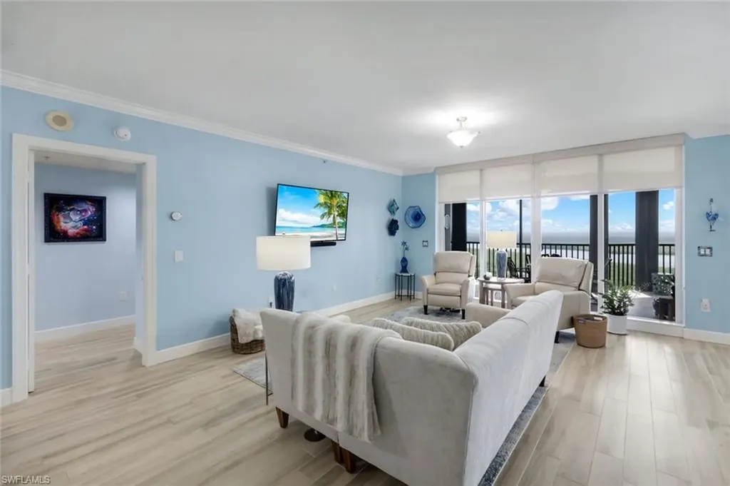 1060 Borghese Lane Naples FL 34114