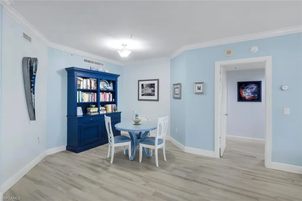 1060 Borghese Lane Naples FL 34114