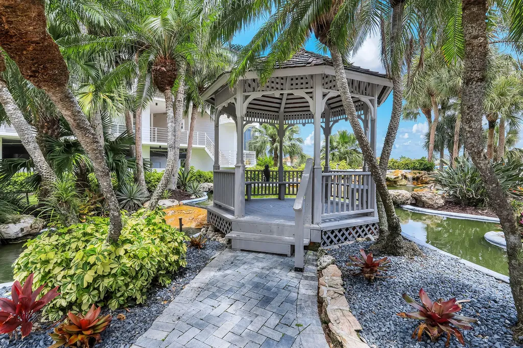 828 Hideaway E Marco Island FL 34145